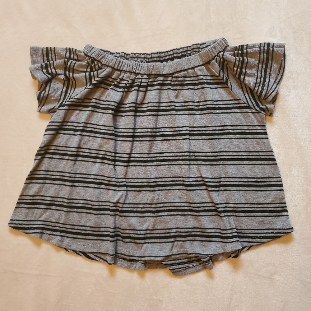 Womens off the shoulder loose fit short sleeve